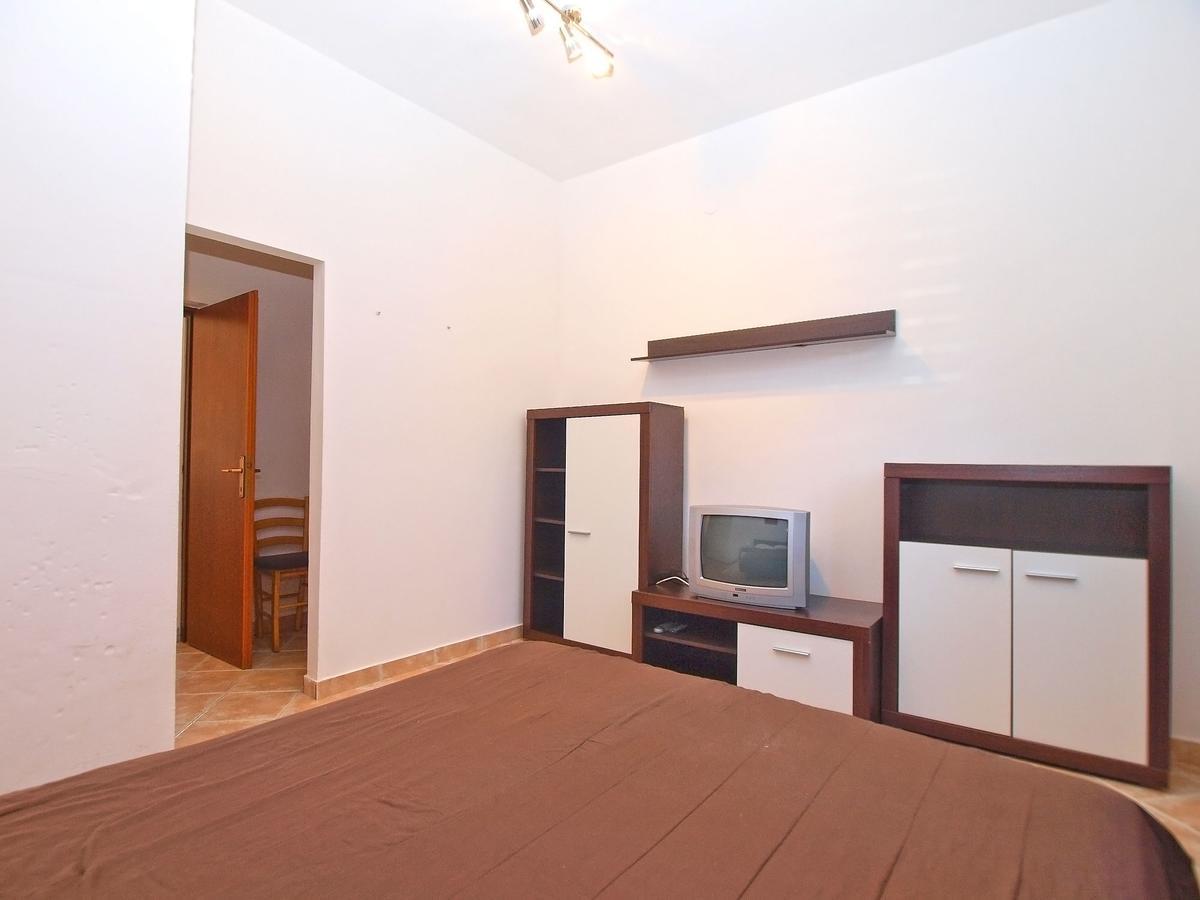 Apartments Sandra 1335 Pula Exterior photo